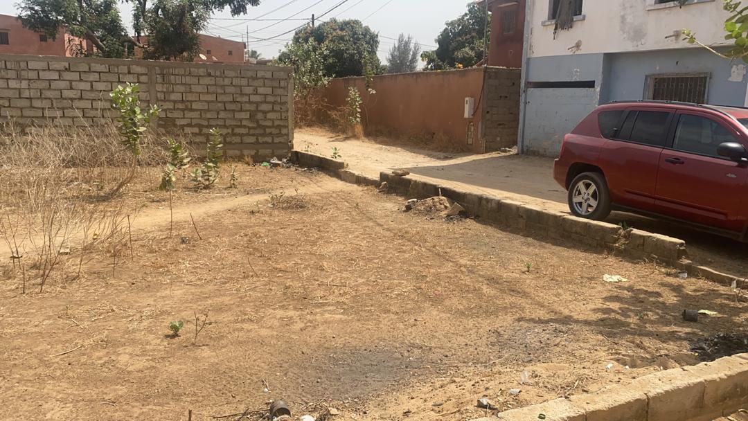 Terrain 250 m2 à vendre à Mbour