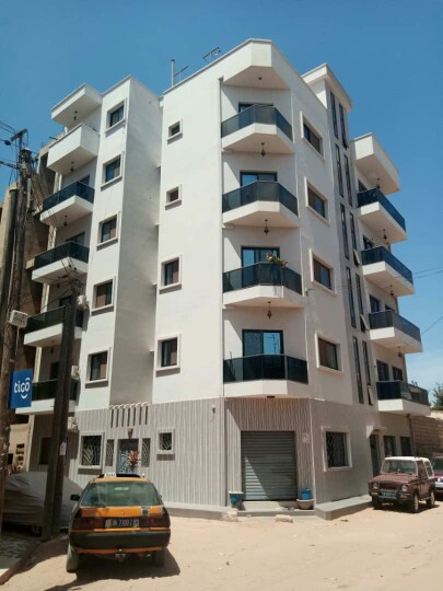 IMMEUBLE A VENDRE à Baobab