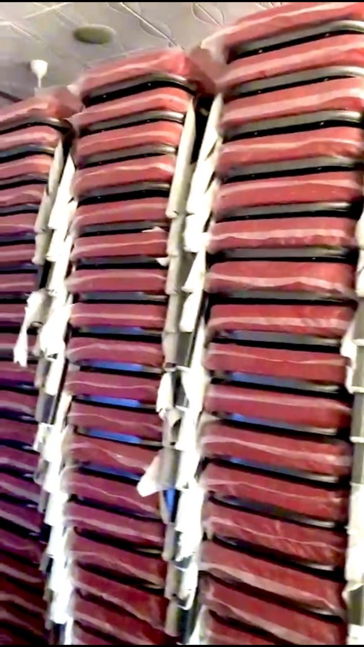 Promo chaises vip rouges 1ère qualité