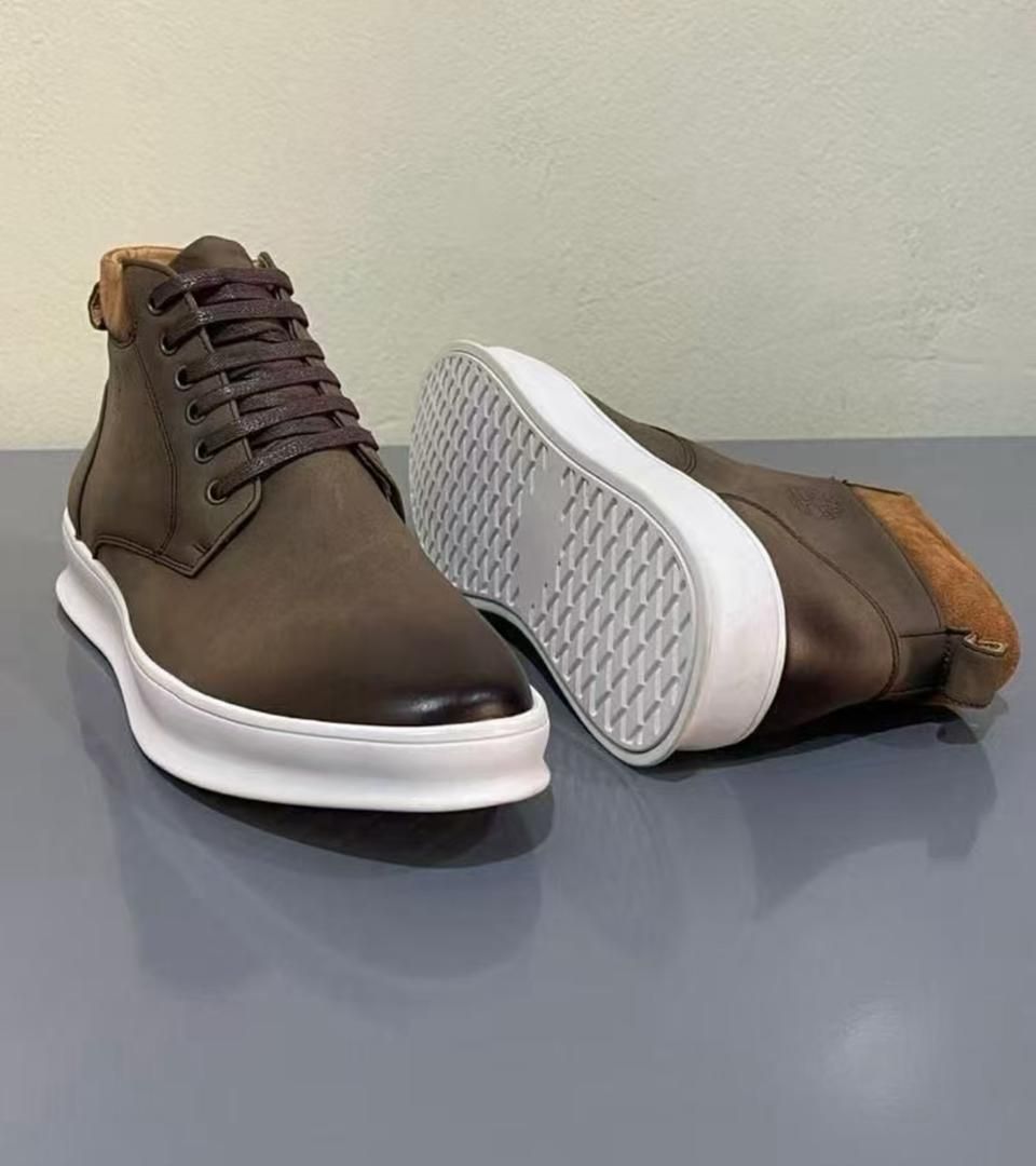 Montante en cuir disponible