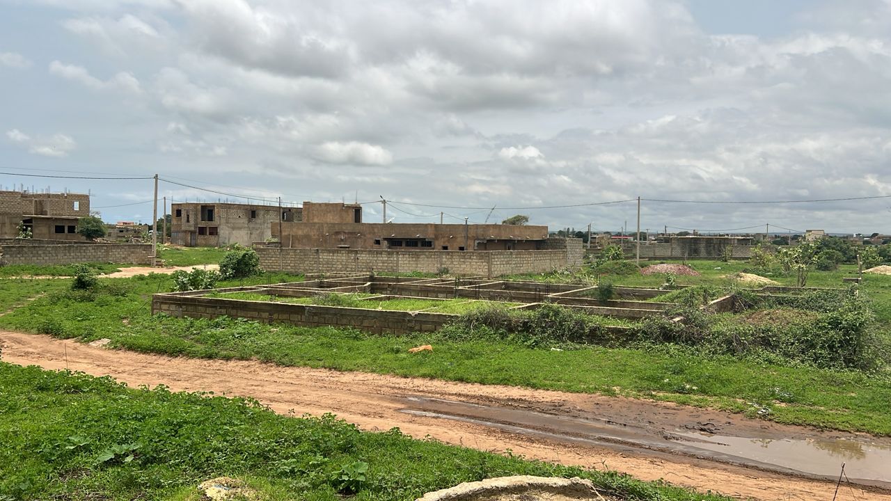 Terrain de 500 mètres carrés à vendre à Nguékhokh Sénégal