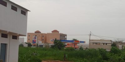 Terrain de 300 mètres carrés à vendre à Saly Sénégal